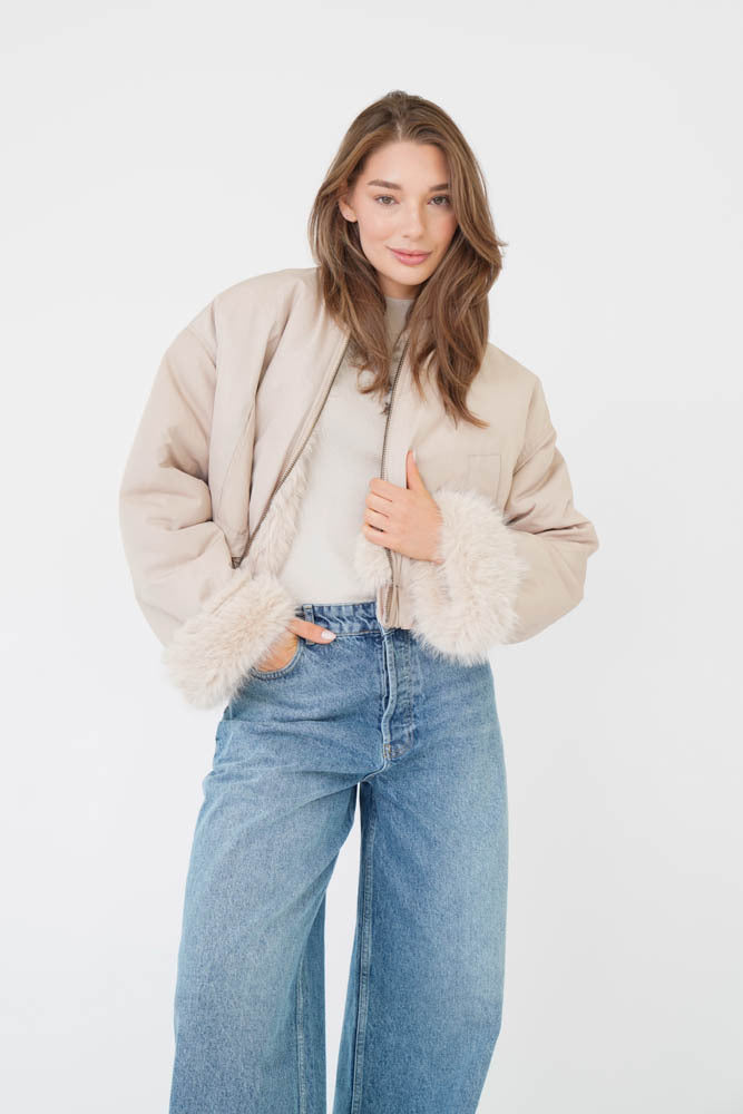 Kinski Wild Jacket Faux Fur Off White with Nomad Taffeta