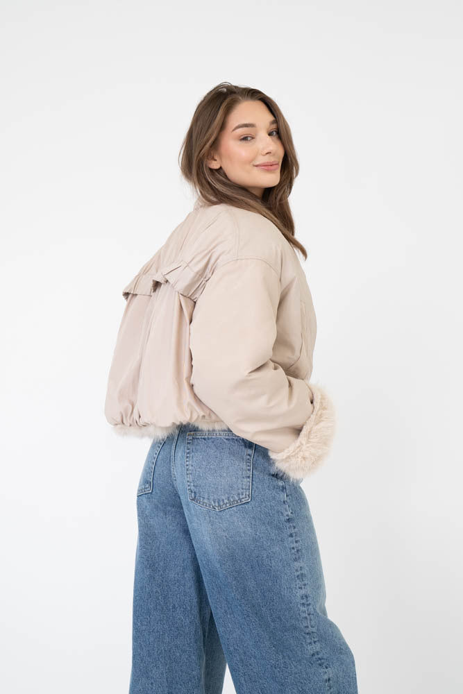 Kinski Wild Jacket Faux Fur Off White with Nomad Taffeta