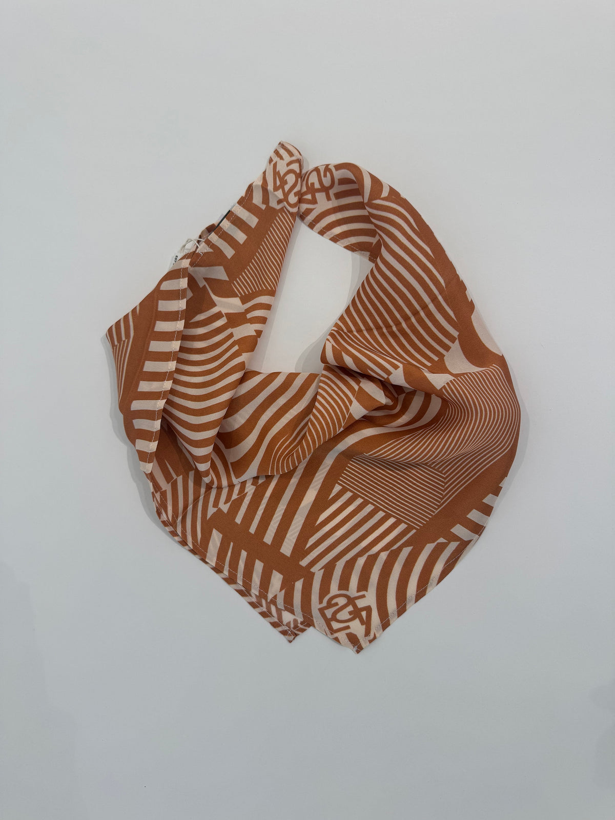 FESTIVE SCARF COGNAC / OFF WHITE