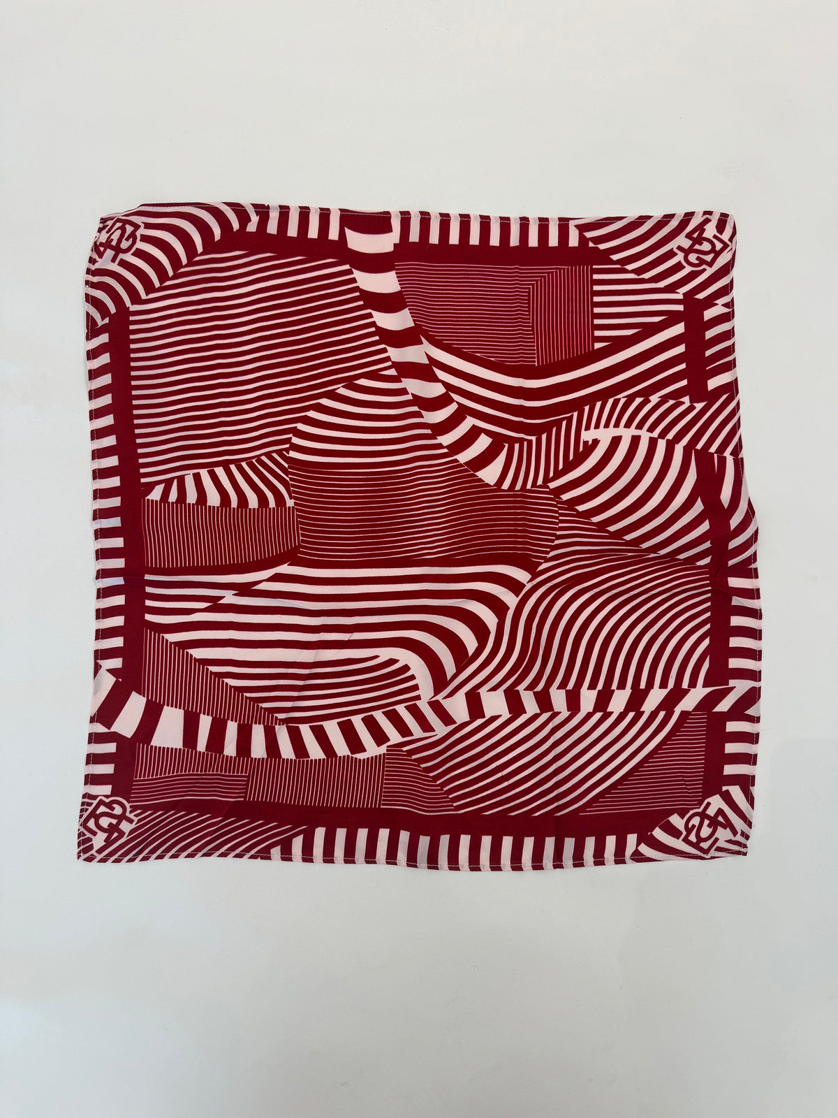 FESTIVE SCARF RED / OFF WHITE
