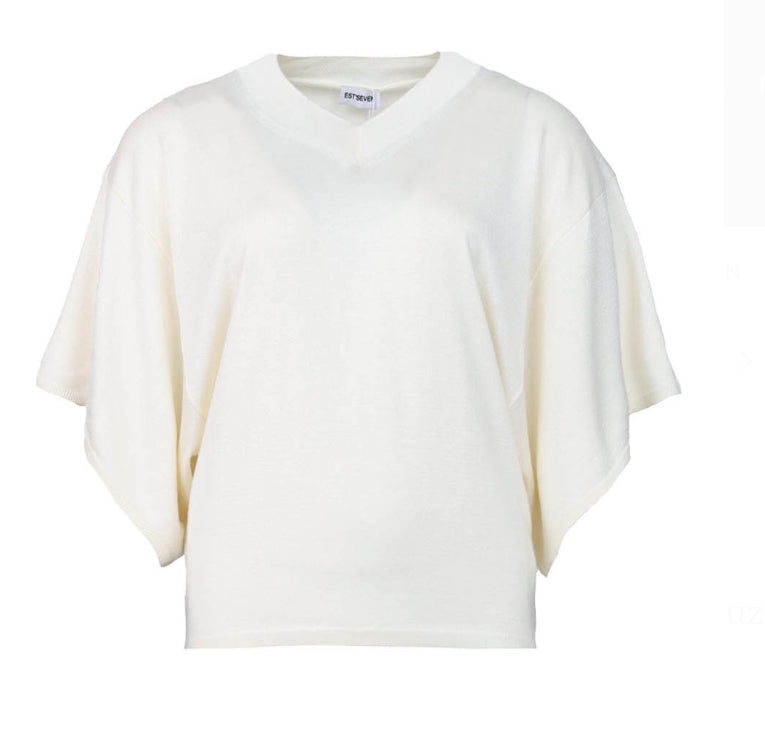 Suzette V Knitted Off White