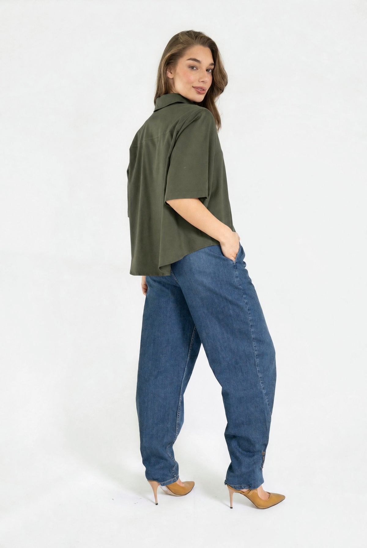 ALIJAH BLOUSE FW26 DARK GREEN ARMY — Rückansicht