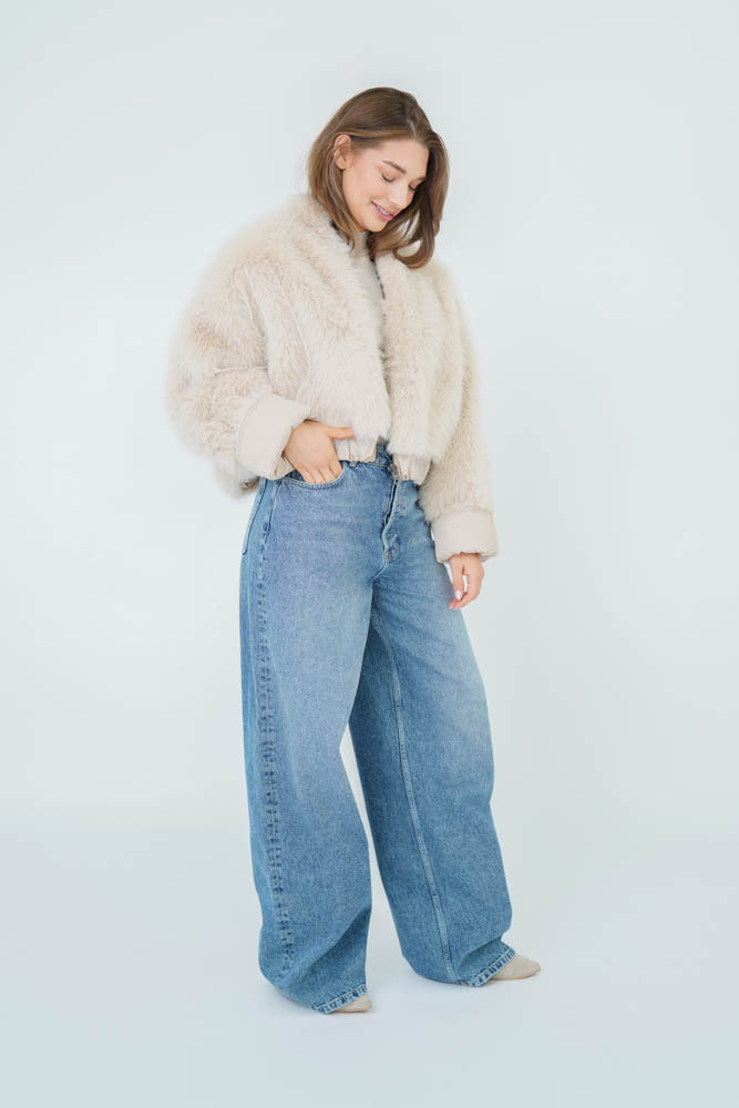 Kinski Wild Jacket Faux Fur Off White with Nomad Taffeta