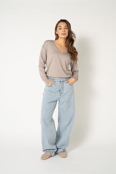 Taupe