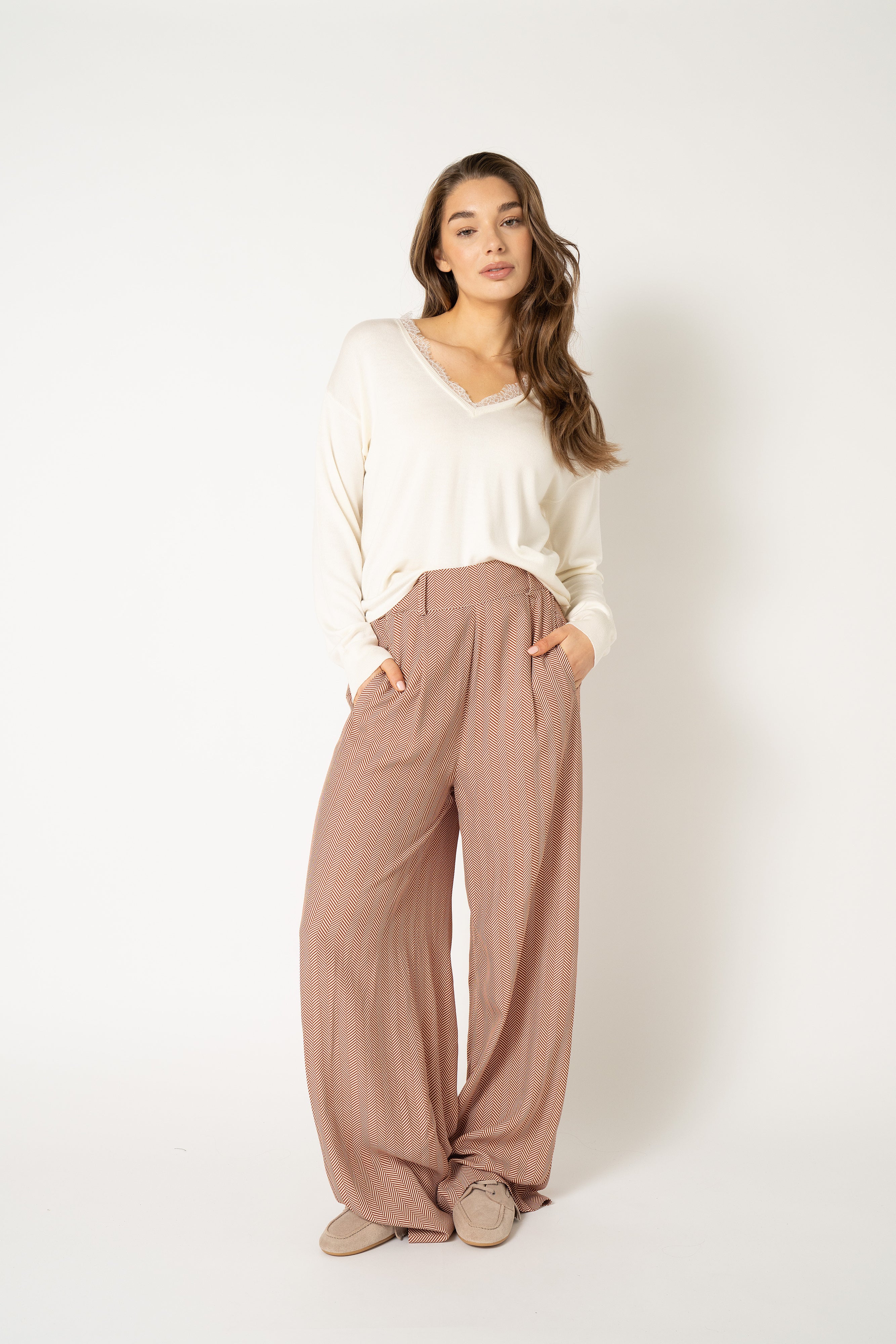 Charlotte Knitted Off White