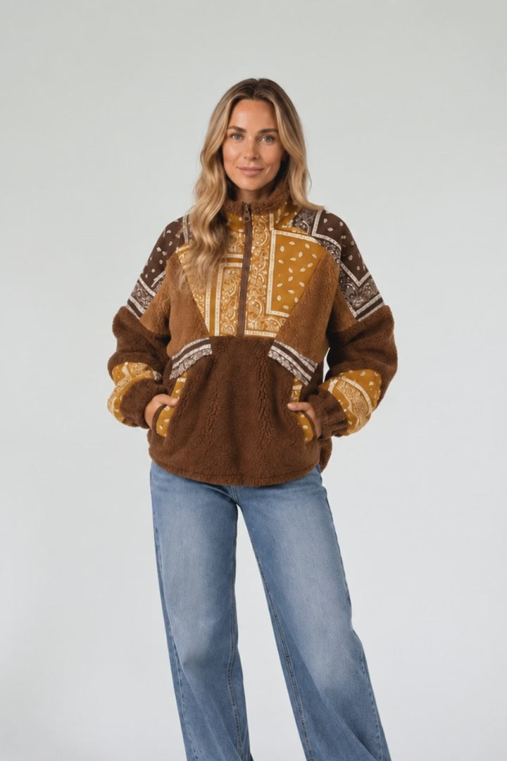 TEDDY FW26 COGNAC — studiovideo voor-, zij- en achterkant
